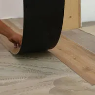 imgi_5_LV_installation4_1600x1600_195x195 imgi_5_LV_installation4_1600x1600_195x195